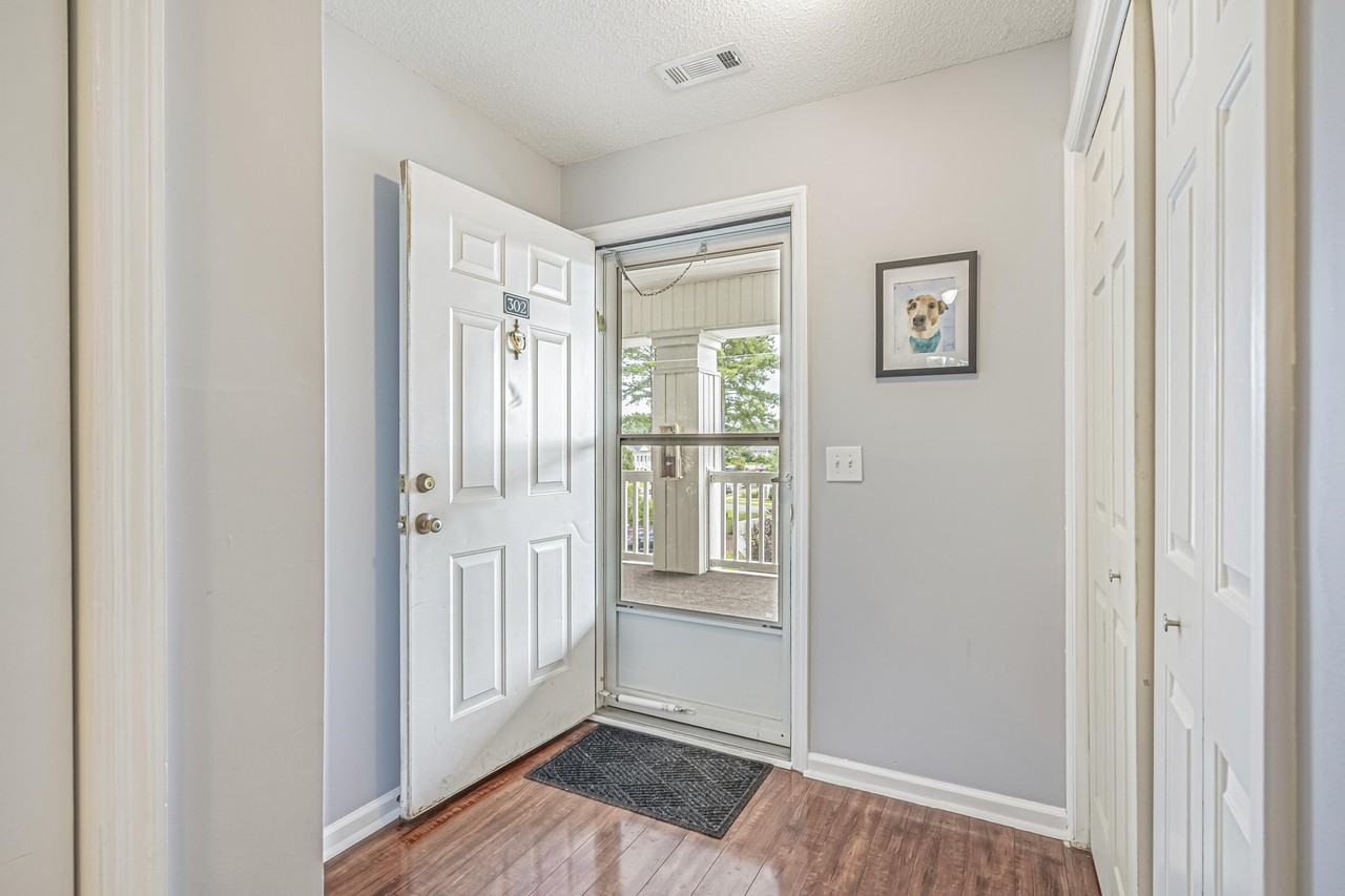 4930 Windsor Green Way #302 - Photo 3 of 34