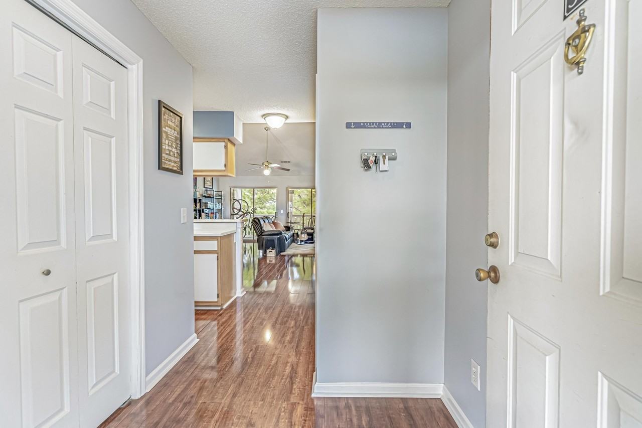 4930 Windsor Green Way #302 - Photo 4 of 34