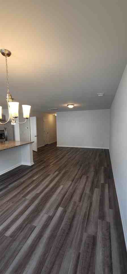 1135 Fairway Ln - Photo 6 of 28
