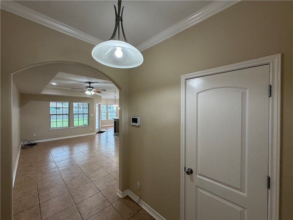 6905 Aaron Dr - Photo 3 of 29