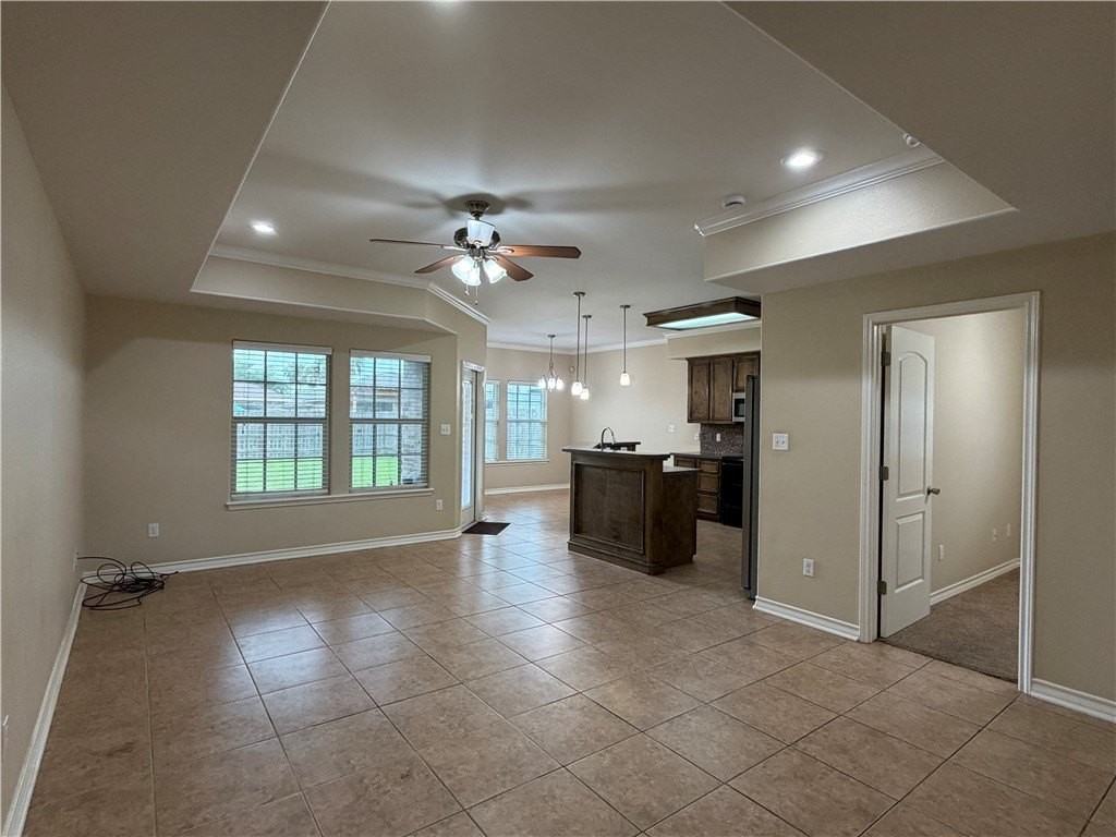 6905 Aaron Dr - Photo 5 of 29