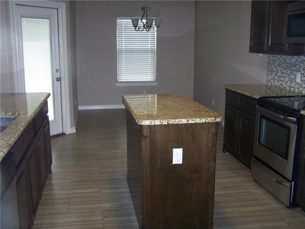 1117 Sambar Ln - Photo 5 of 17