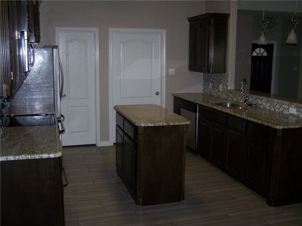 1117 Sambar Ln - Photo 6 of 17