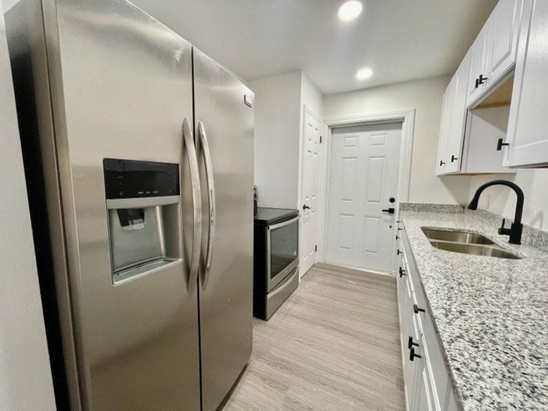 1110 W 8th St #NA - Photo 2 of 8