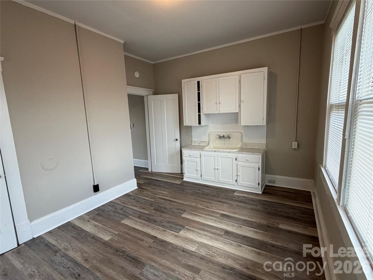 215 N 3rd St #C - Photo 2 of 6