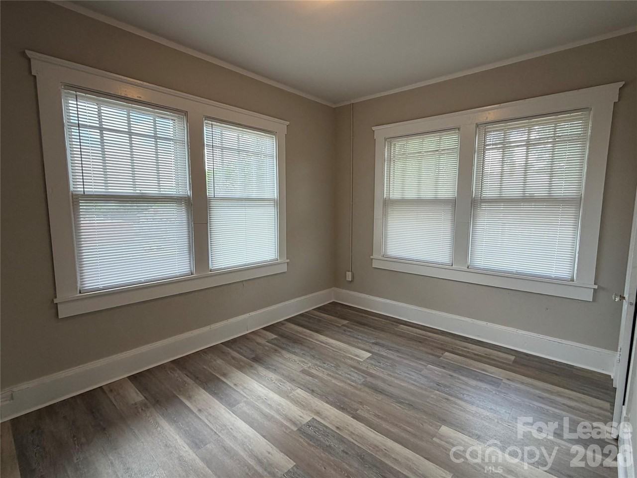 215 N 3rd St #C - Photo 3 of 6