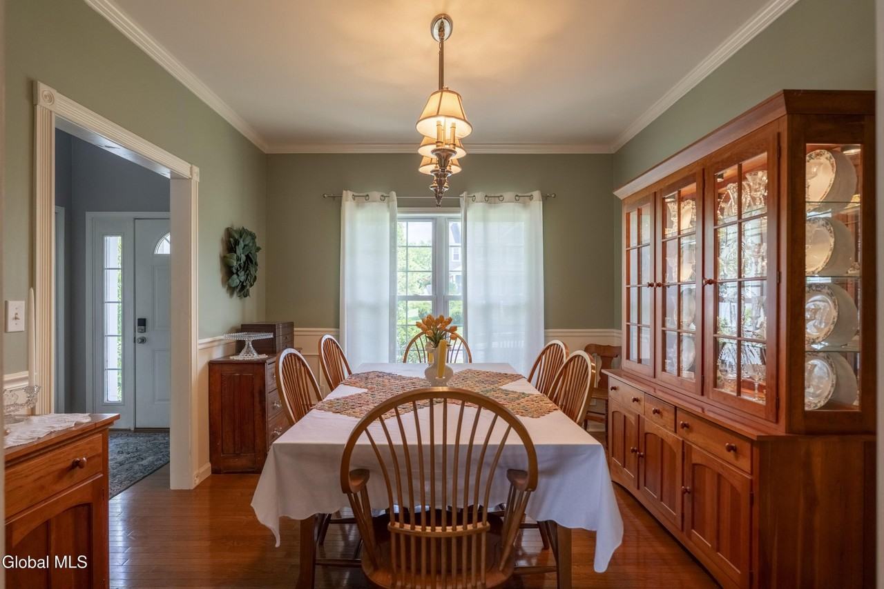 6 Damascus Way - Photo 4 of 44