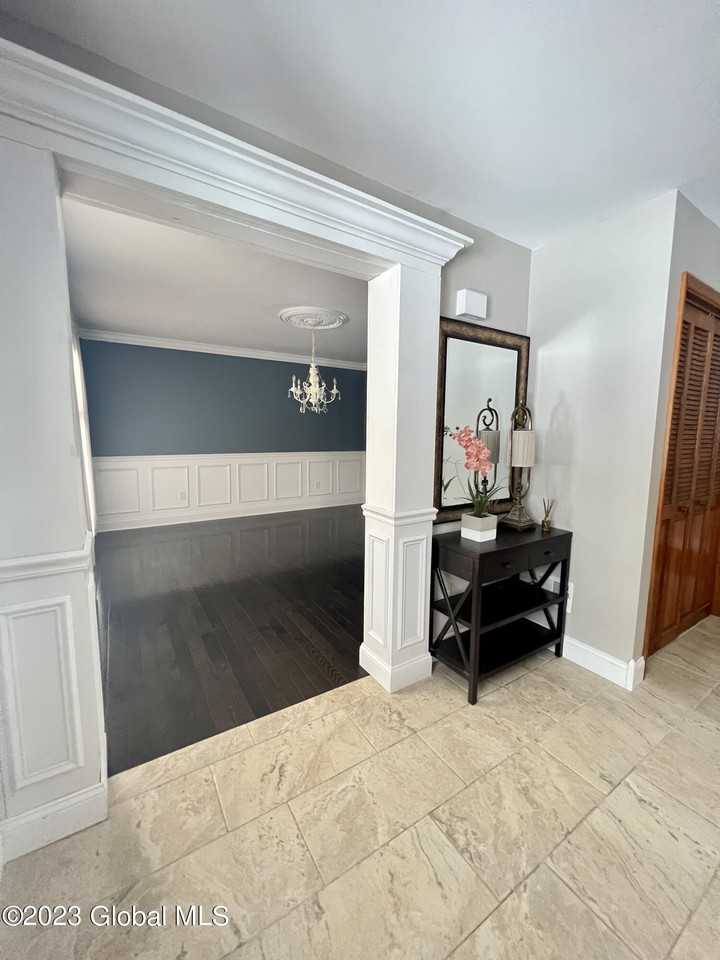 60 Sherwood Trl - Photo 4 of 35