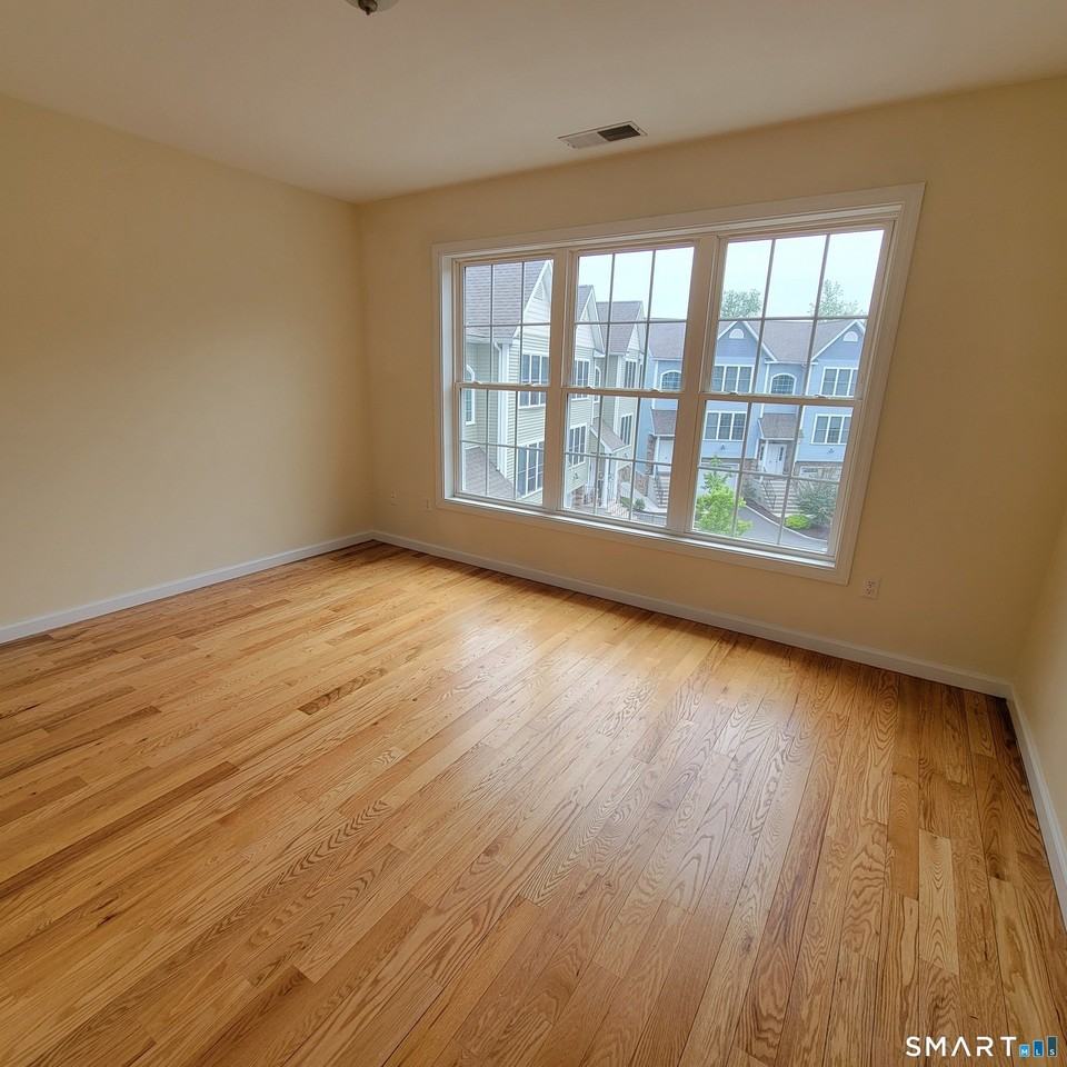 19 Oak Meadows Dr #19 - Photo 6 of 15