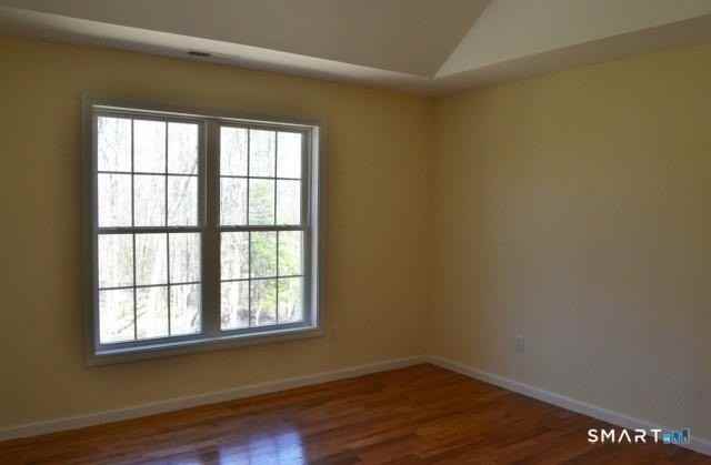 18 Oak Branch Dr #18 - Photo 5 of 10