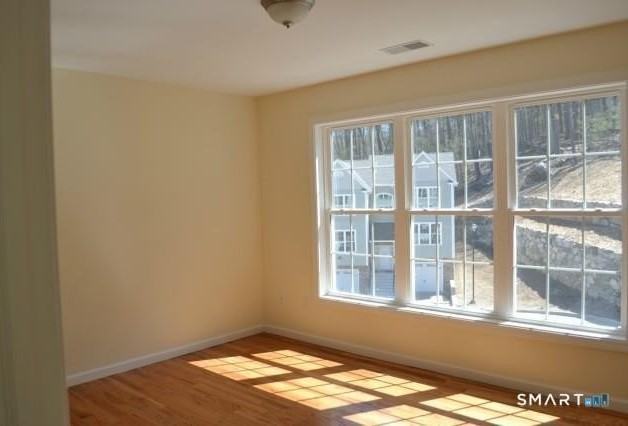 18 Oak Branch Dr #18 - Photo 7 of 10