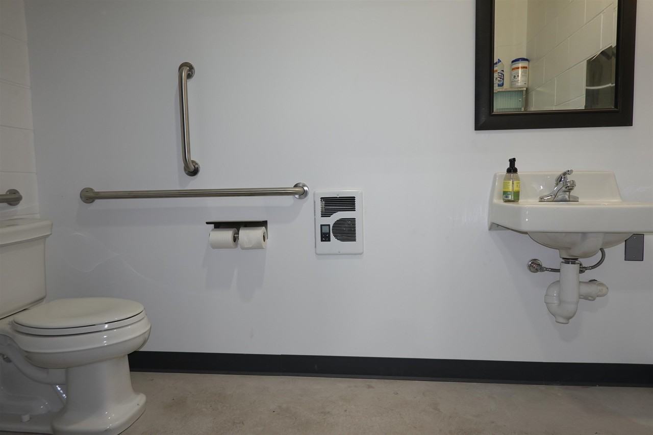 3308 Church St - Photo 5 of 6