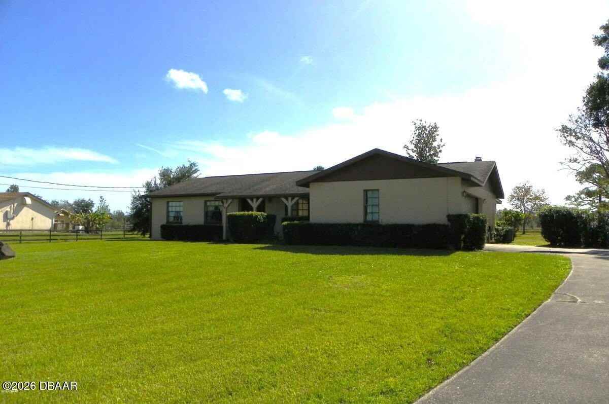 2045 Taylor Rd - Photo 3 of 10