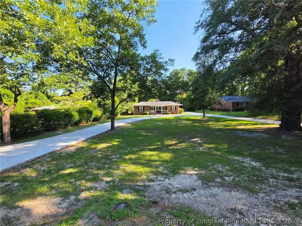 216 Country Club Dr - Photo 4 of 41