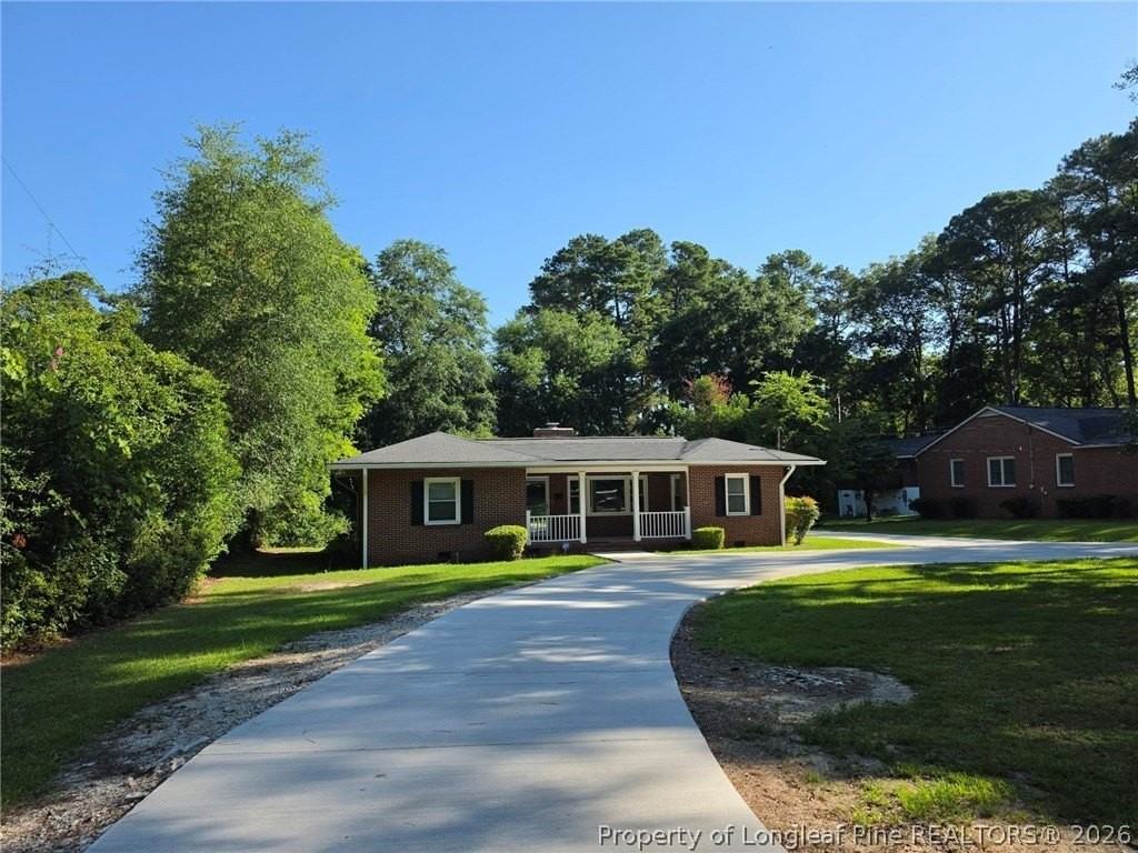 216 Country Club Dr - Photo 5 of 41