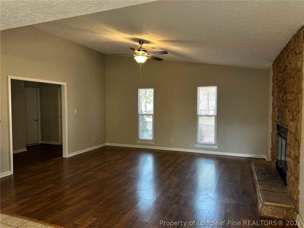 6915 Skyhawk Dr - Photo 4 of 16