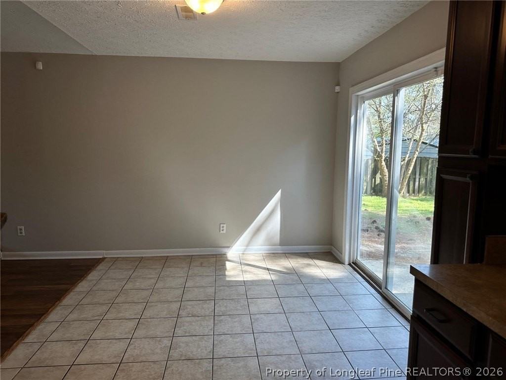 6915 Skyhawk Dr - Photo 6 of 16