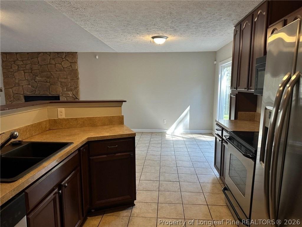 6915 Skyhawk Dr - Photo 7 of 16