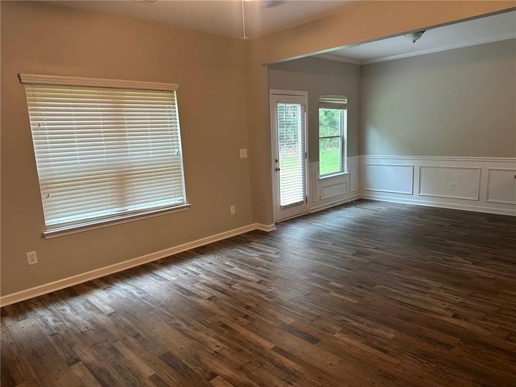 4680 Ravenwood Loop - Photo 4 of 13