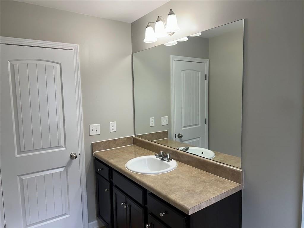 4680 Ravenwood Loop - Photo 7 of 13