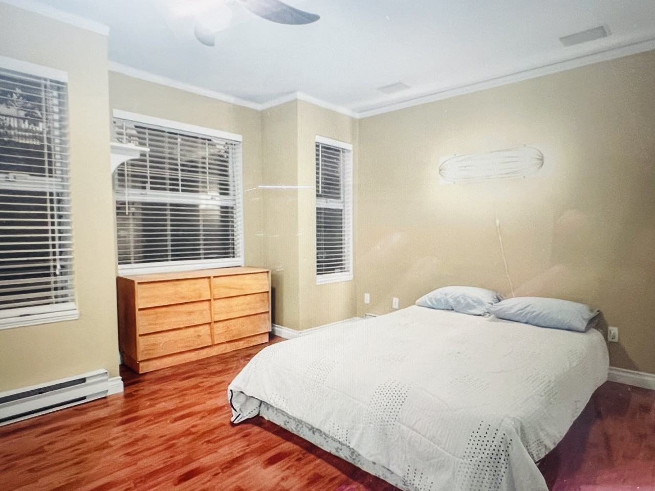 1032 Queens Avenue - Photo 2 of 12