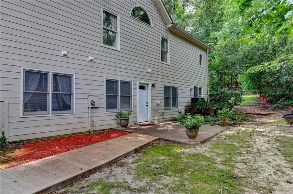 3260 Wood Springs Trce Sw - Photo 3 of 29
