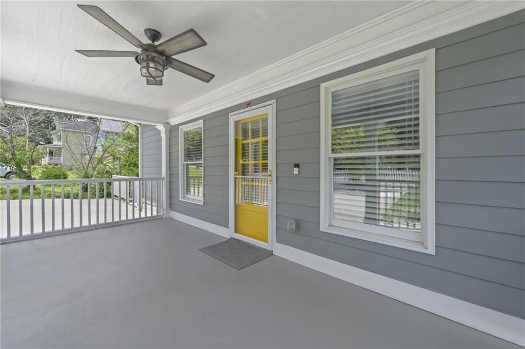 2429 Claude St Nw - Photo 4 of 36