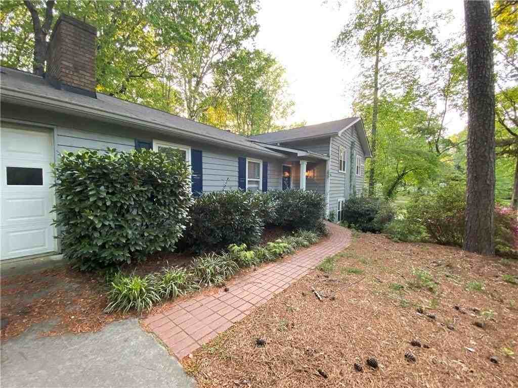 4453 Old Mabry Pl Ne - Photo 2 of 41