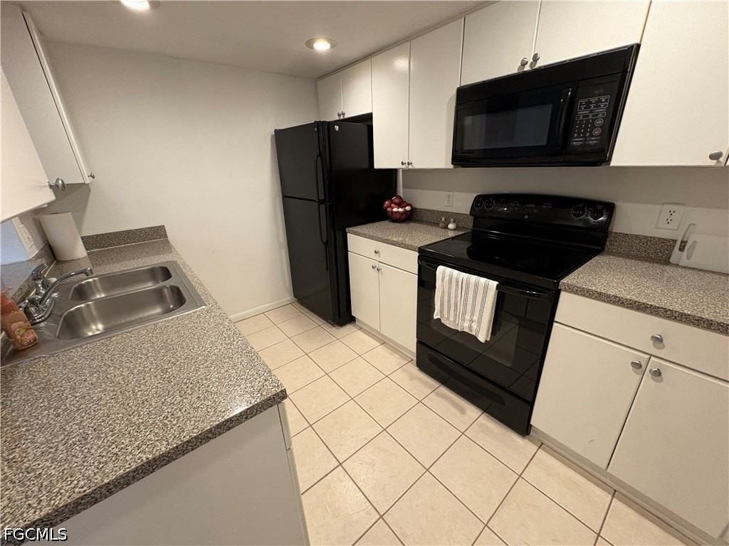 12626 Kenwood Ln #A - Photo 4 of 31