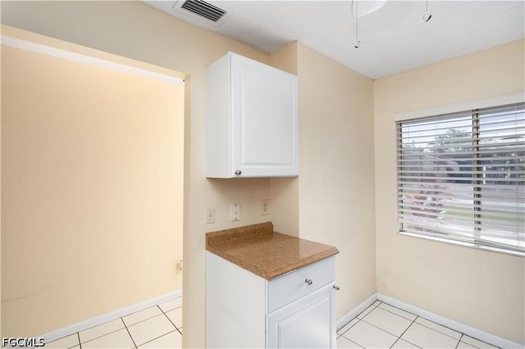 4608 Se 4th Pl #6 - Photo 5 of 22