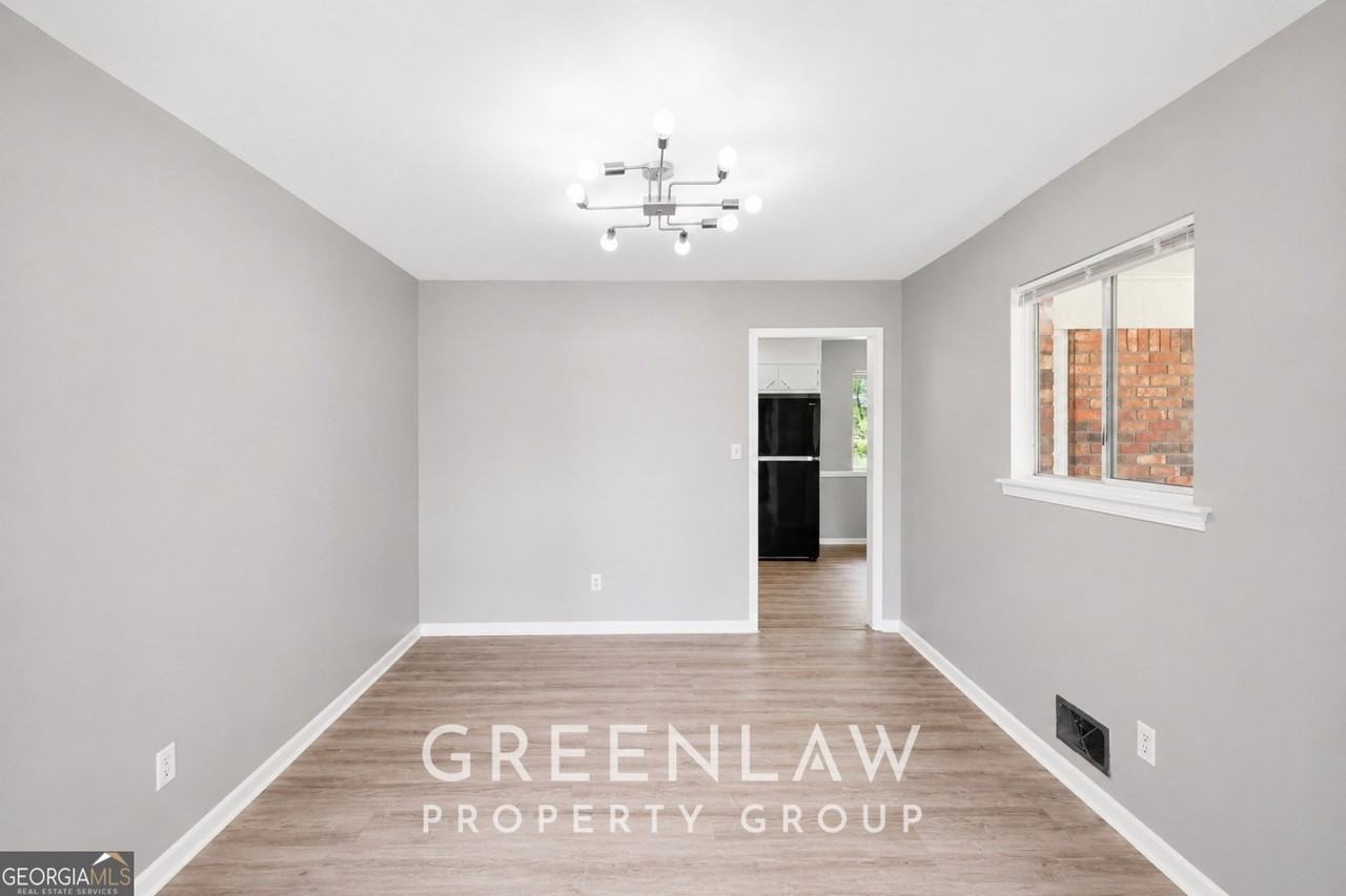 3605 Flat Shoals Rd - Photo 7 of 36
