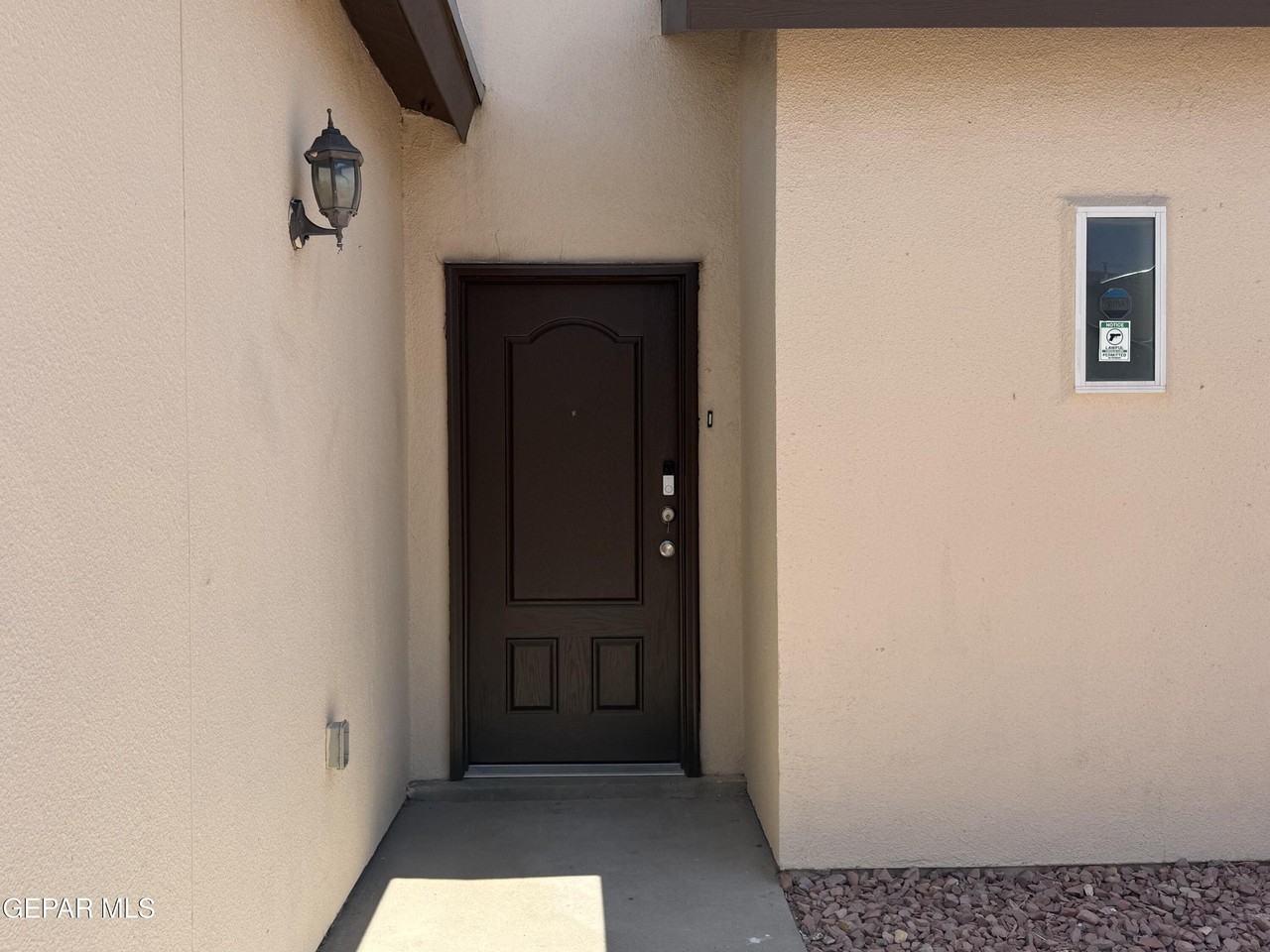 8931 Marks St #B - Photo 3 of 22