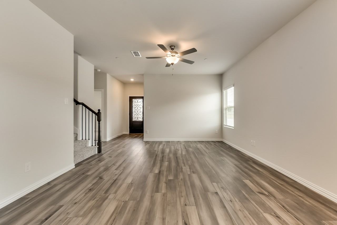211 Monarch Way #NA - Photo 6 of 33