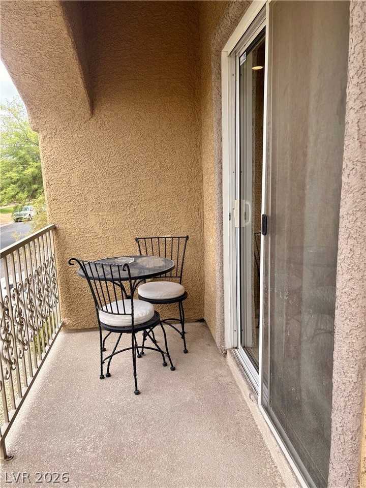 7376 Blanco Peak St - Photo 7 of 19