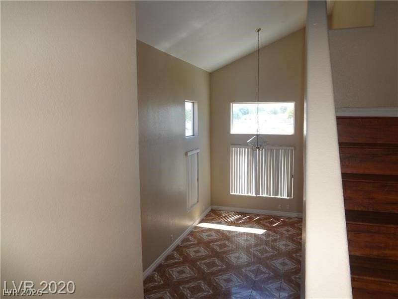 540 River Bed St - Photo 5 of 17