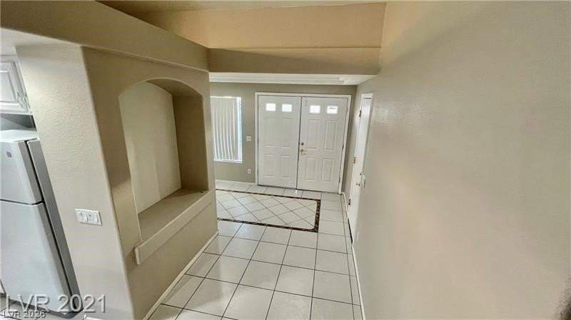 9756 Silver Pebble St - Photo 3 of 26