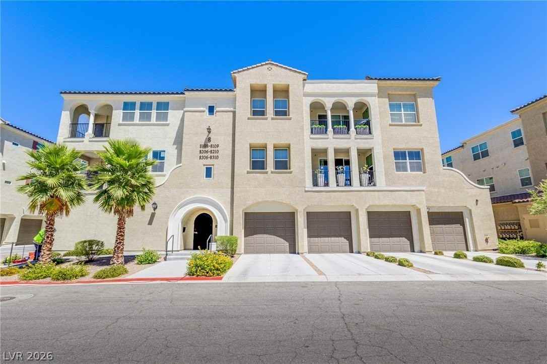 2555 Hampton Rd #8206