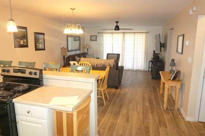 189 Avondale Dr #5 - Photo 5 of 32