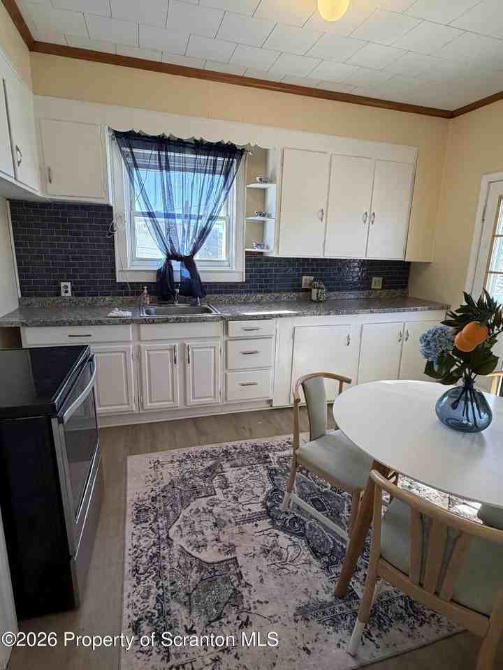 701 Main St #REAR - Photo 3 of 14