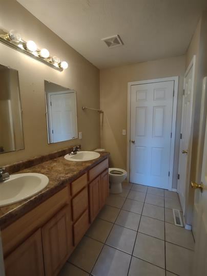 138 Dogwood St #B - Photo 3 of 9