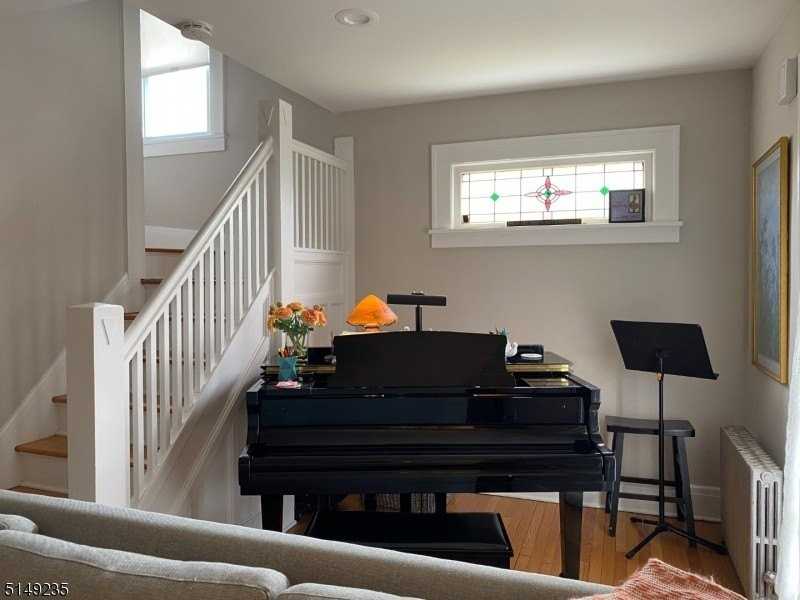 628 Central Ave - Photo 2 of 20