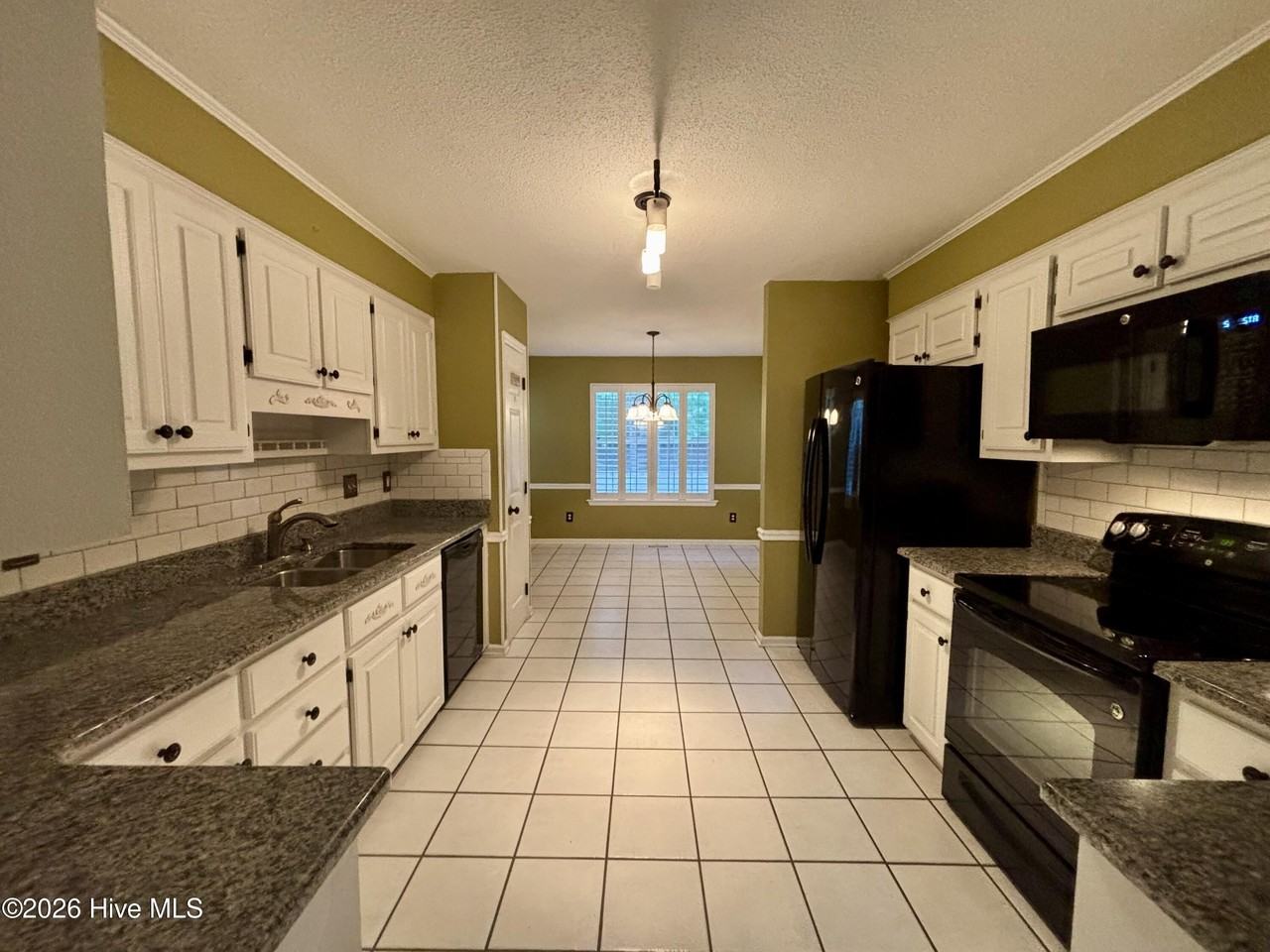 702 Rye Hill Dr - Photo 4 of 25