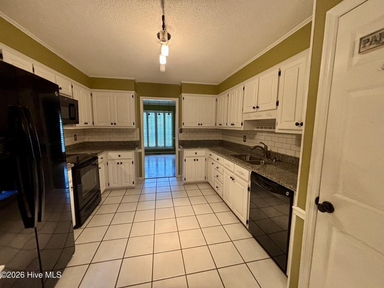 702 Rye Hill Dr - Photo 5 of 25