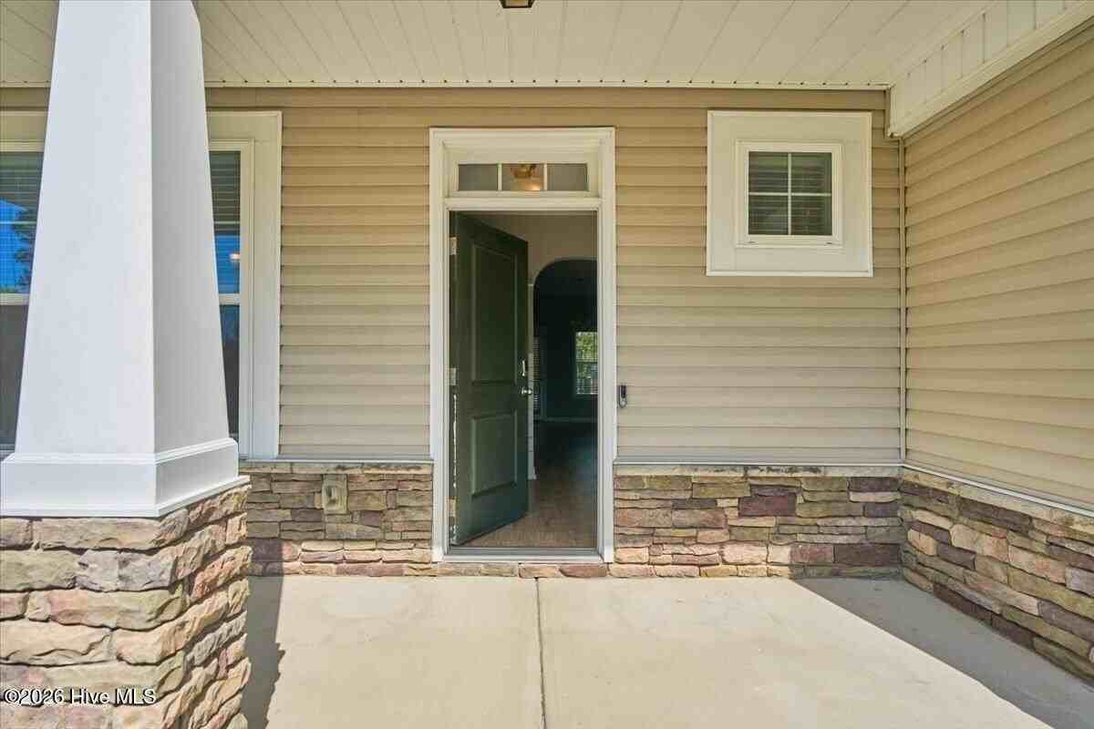 3015 Dana Ln - Photo 4 of 50
