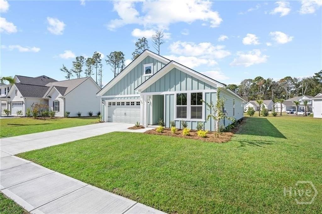 469 Monterey Loop - Photo 3 of 46