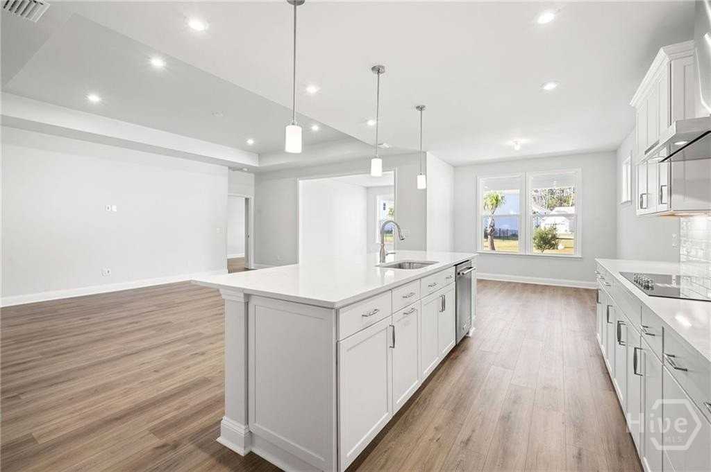 469 Monterey Loop - Photo 6 of 46