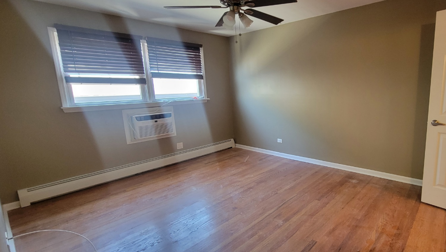 6105 N Wolcott Ave #301 - Photo 6 of 8