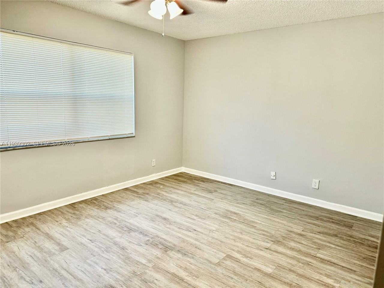 631 Cypress Lake Blvd - Photo 3 of 8