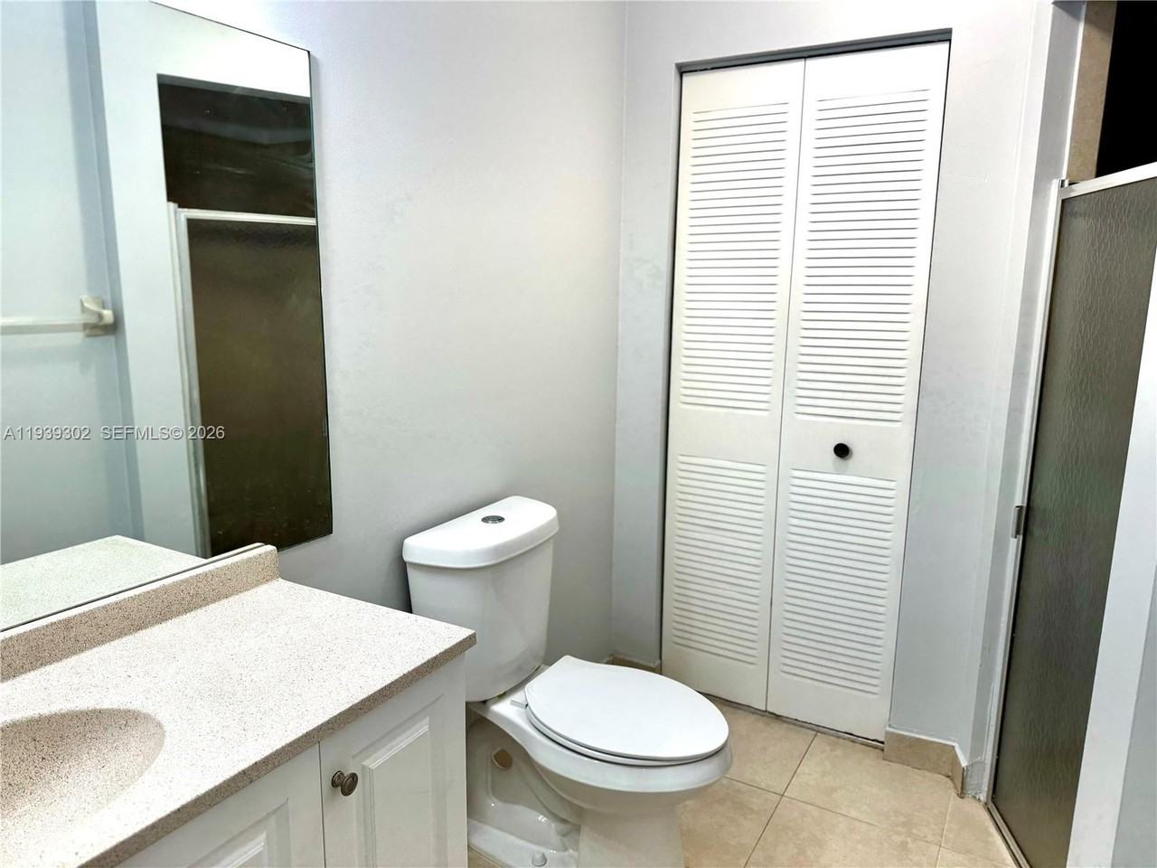 631 Cypress Lake Blvd - Photo 5 of 8