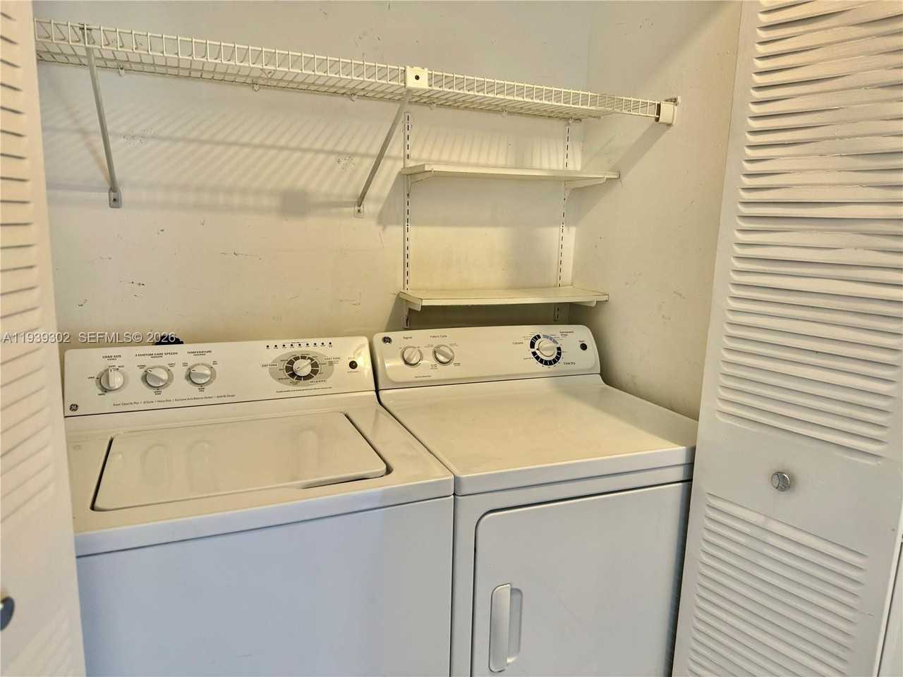 631 Cypress Lake Blvd - Photo 6 of 8